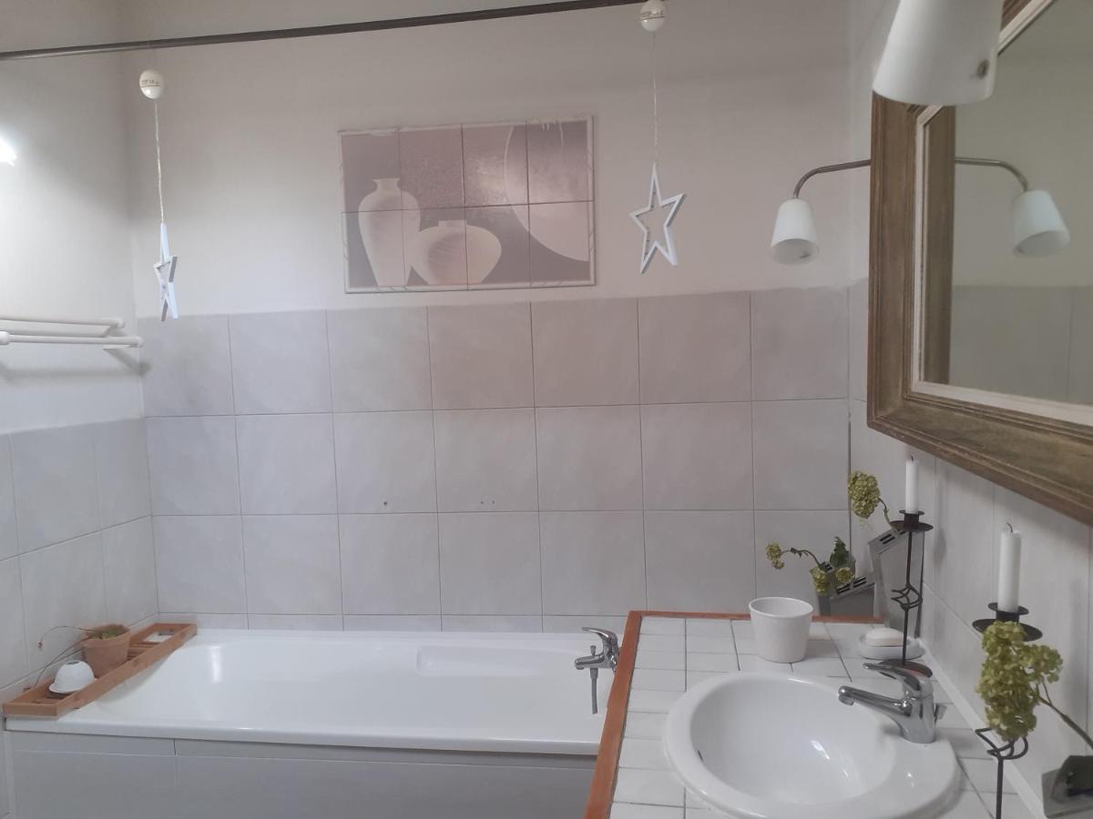Chambre Dans Une Grande Maison Entre Canal Du Midi Et Centre Ville Béziers Eksteriør bilde